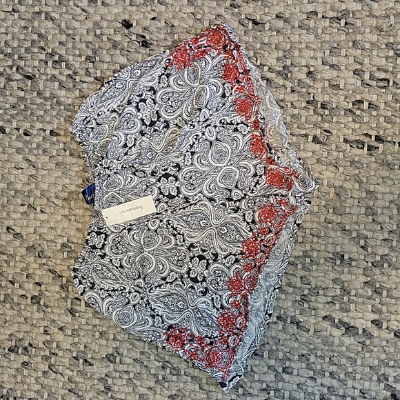 Lightweight Flowy Shorts from Francesca's - Picture 1 of 3